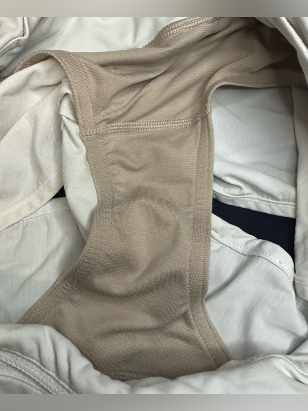 Lululemon Speed Up Shorts – White  size 8 - Picture 5 of 5